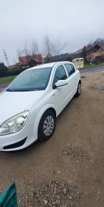 Opel Astra cena 13200 przebieg: 221000, rok produkcji 2009 z Poznań małe 67